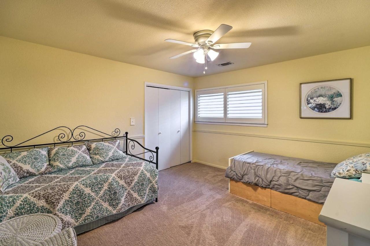 Relaxing Helotes 7 Mi To Ut At San Antonio! Apartment